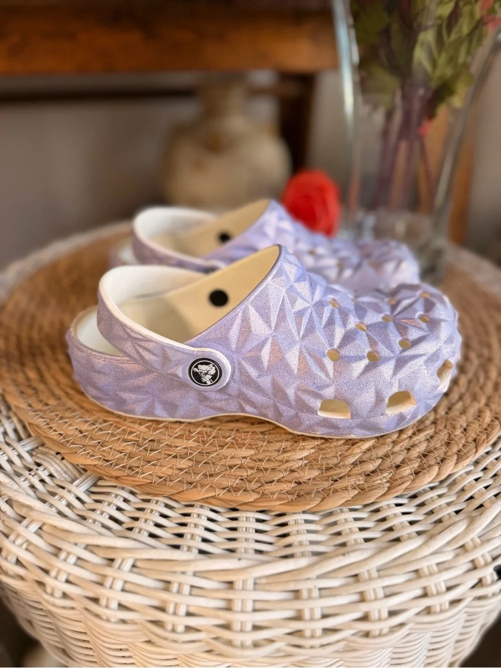 CROCS Kids Lilac Sparkle Geometric Clogs